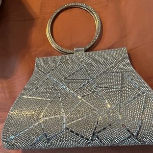 Special occasion purse, worn once to my daughter’s wedding!! Beautiful!!